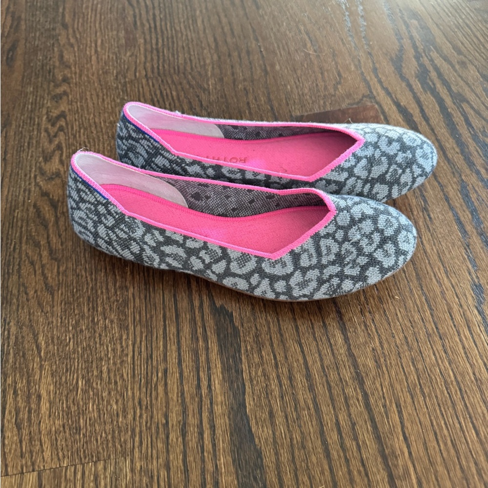 Cute Rothy’s flats! - Picture 2 of 3